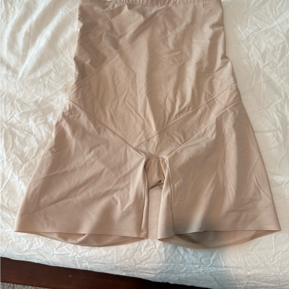 Seamless Tan Shapewear Shorts